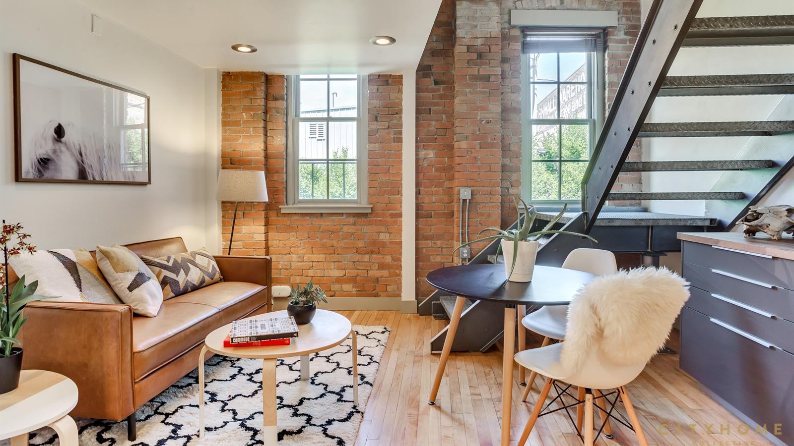 Pierpont Loft Downtown Love cityhomeCOLLECTIVE